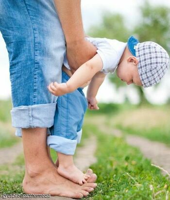 Bewegung ist der Motor für die gesunde Entwicklung Ihres Kindes! Bewegungsspaß für Babys von 8-12 Monaten