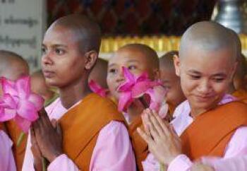 Frauen im Buddhismus